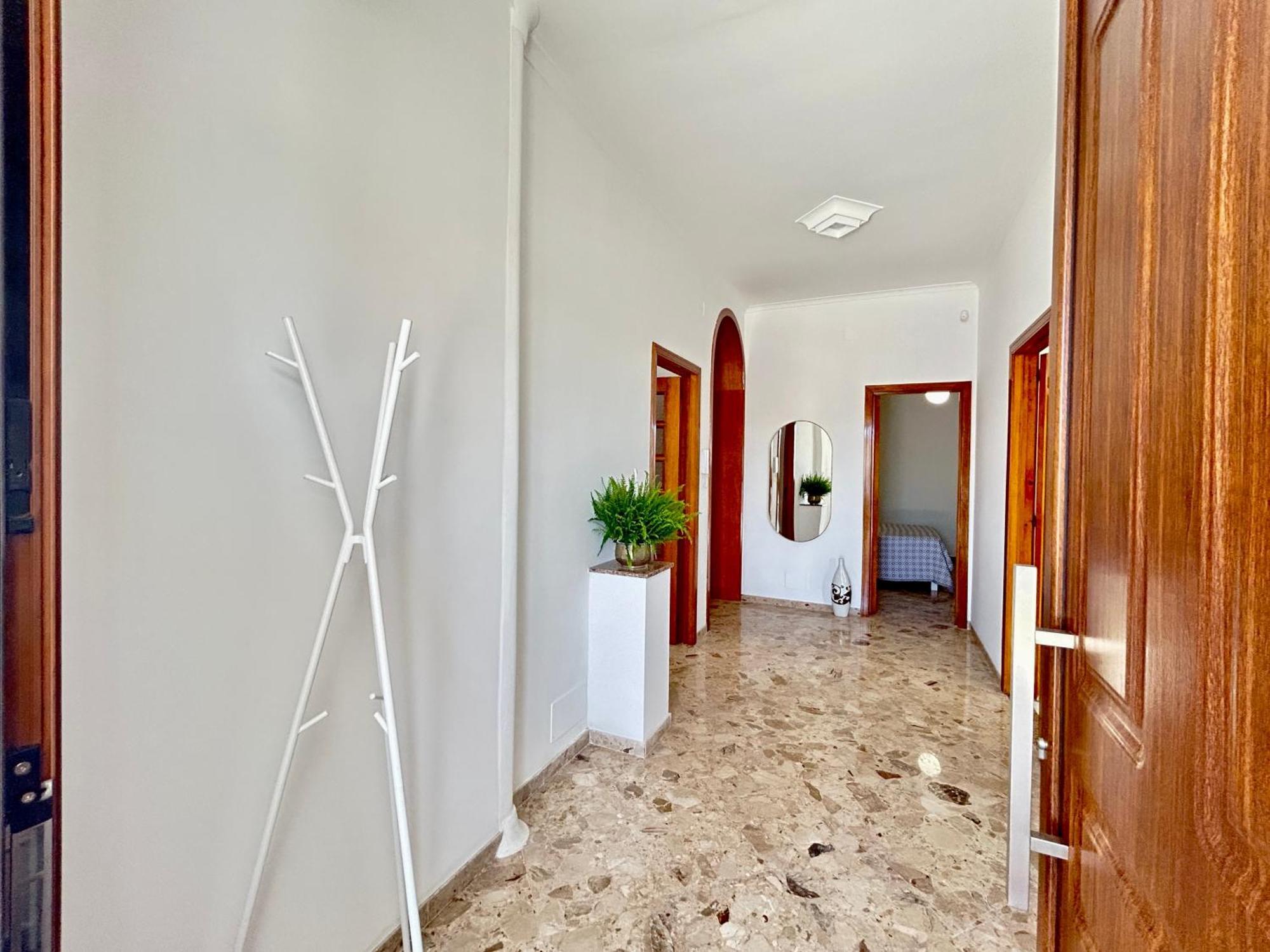 Sole Near The Sandy Beach, Parking & Wifi Avola
