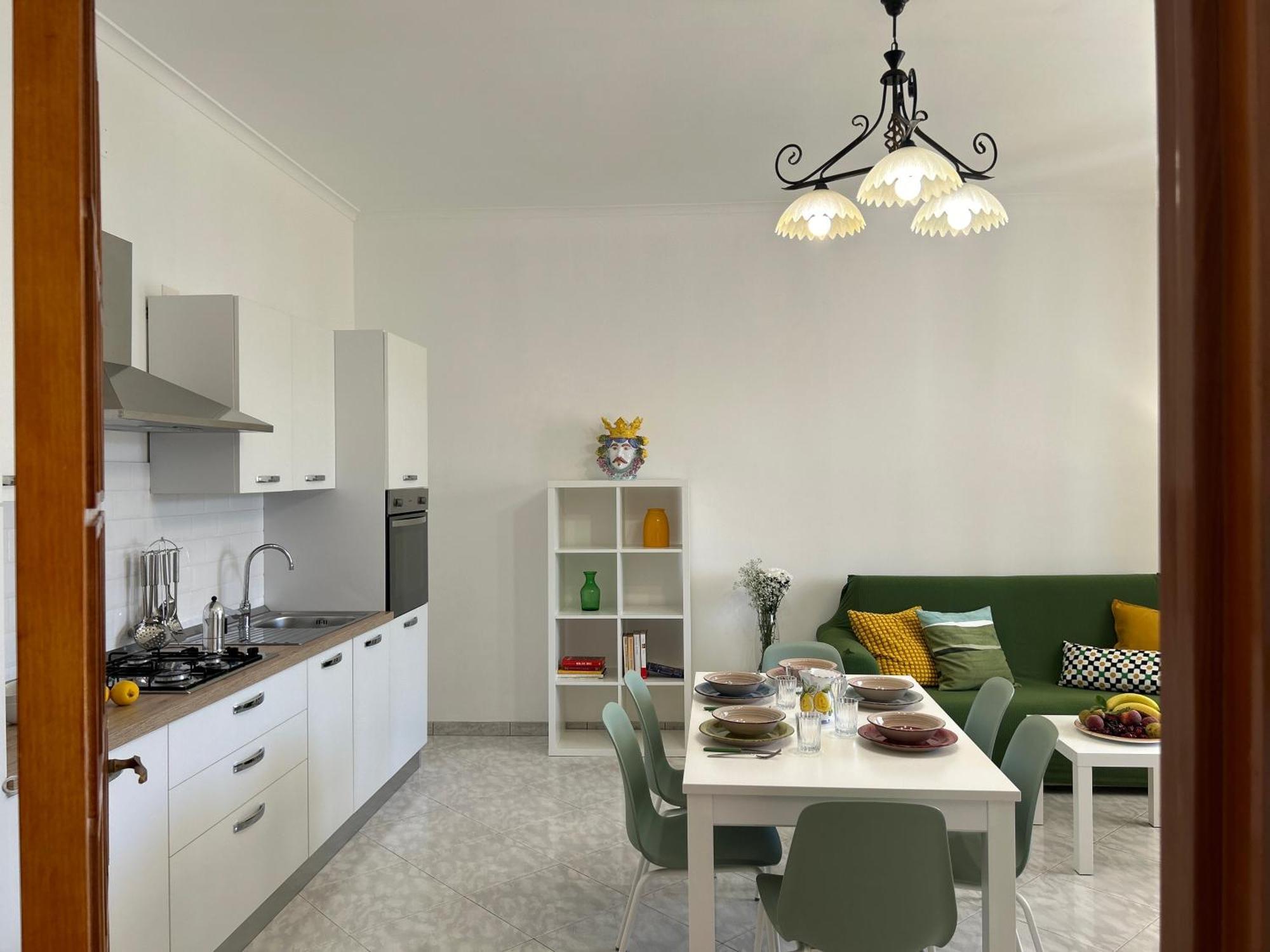 Sole Near The Sandy Beach, Parking & Wifi Holiday home Avola