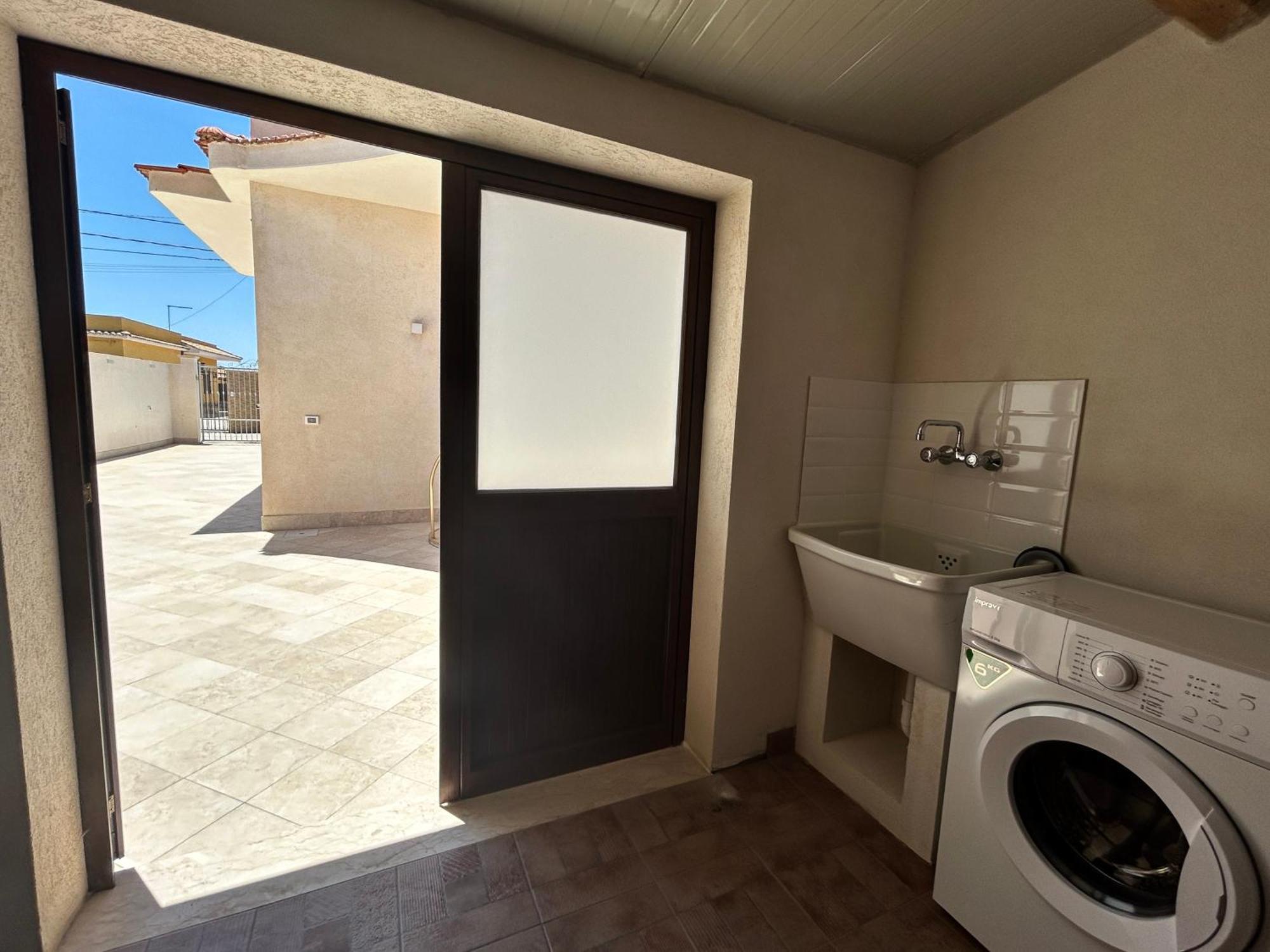 Sole Near The Sandy Beach, Parking & Wifi Avola