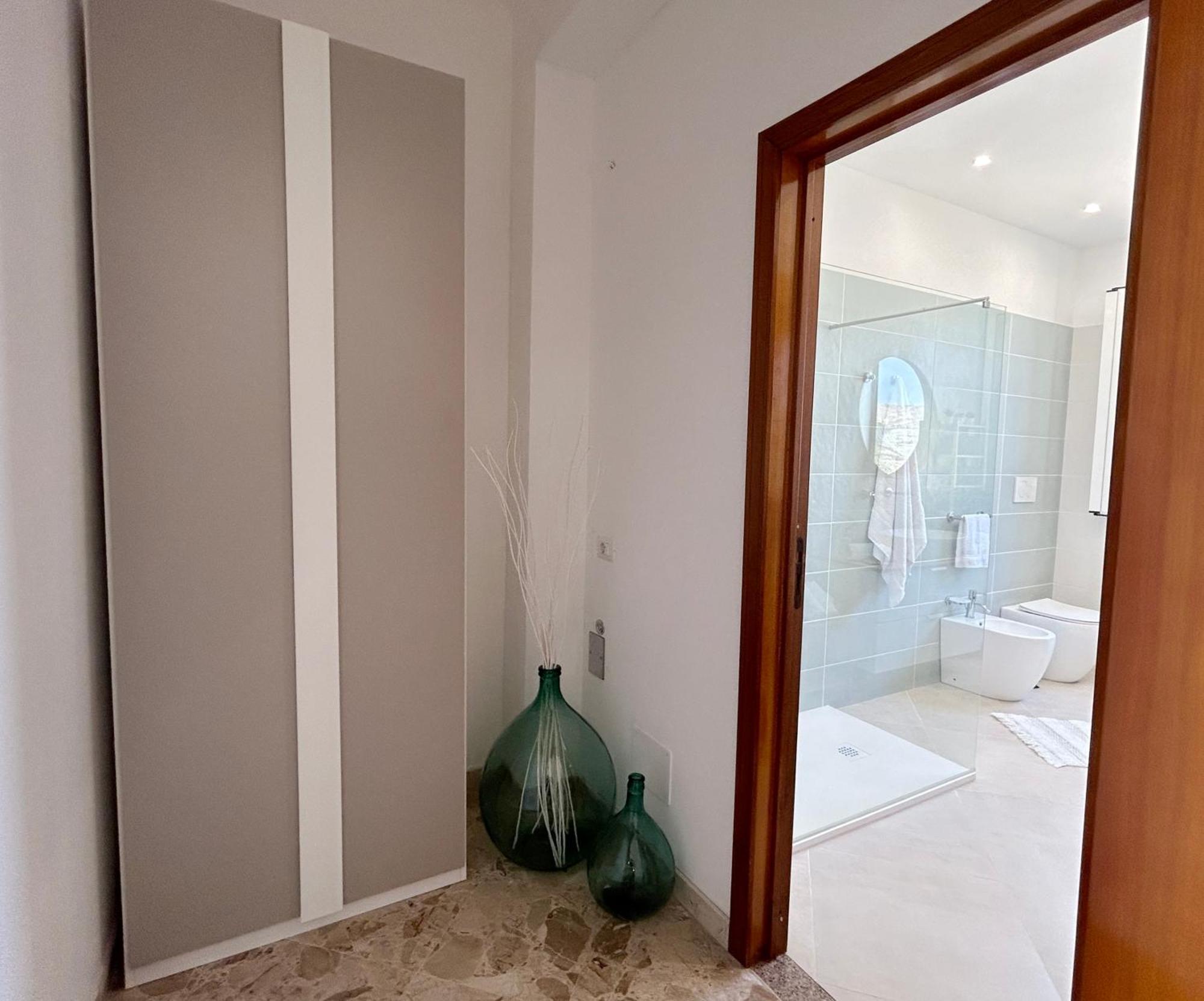 Sole Near The Sandy Beach, Parking & Wifi