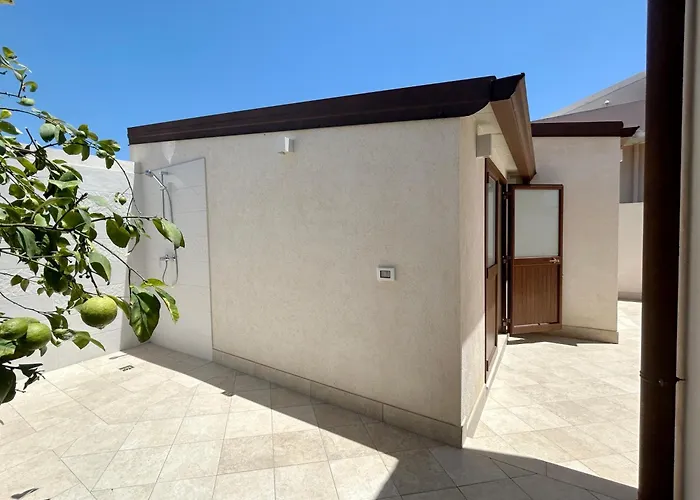 Villa Sole Near The Sandy Beach, Parking & Wifi