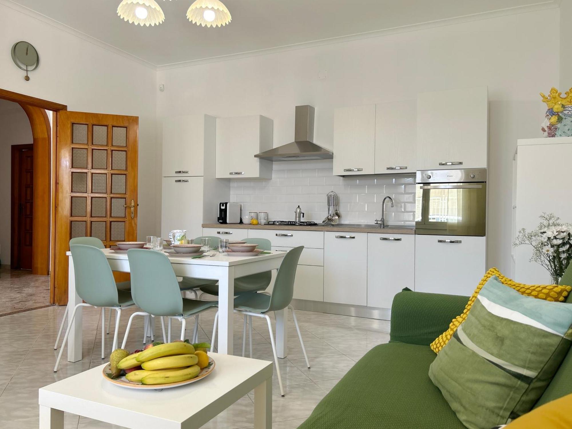 Casa de Férias Sole Near The Sandy Beach, Parking & Wifi