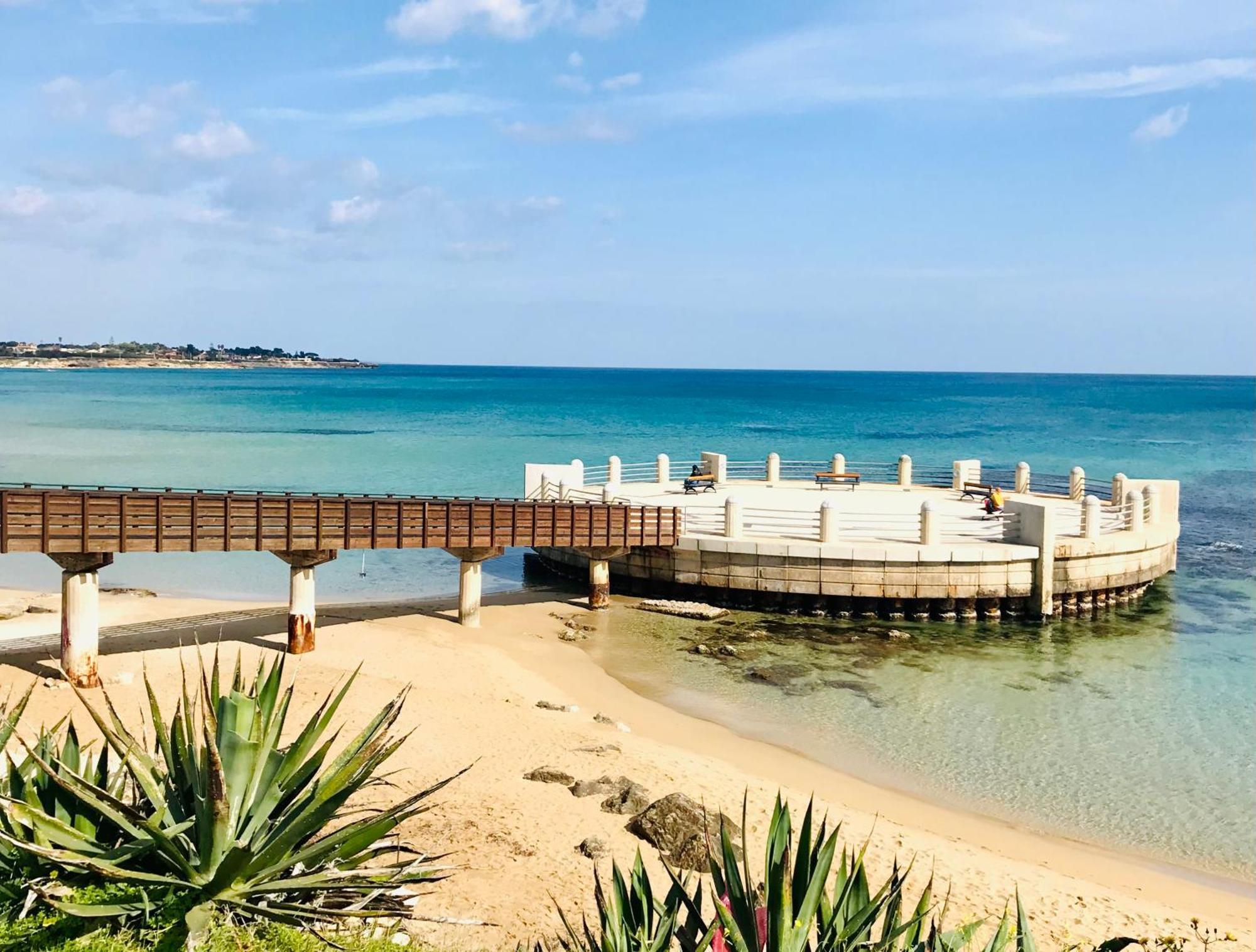 Sole Near The Sandy Beach, Parking & Wifi Ferienhaus *